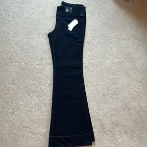 *NWT* Express 70s Flare mid-rise.